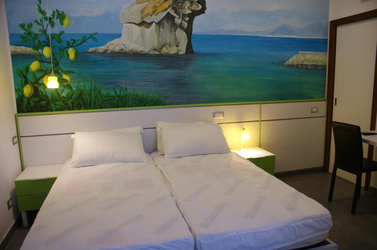 B&B Isole Napoli Bagian luar foto